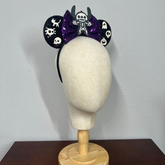 🎃 Skele-Stitch Minnie Ears | Disney Halloween Stitch-Inspired Mickey Mouse Ears - Picture 5 of 6